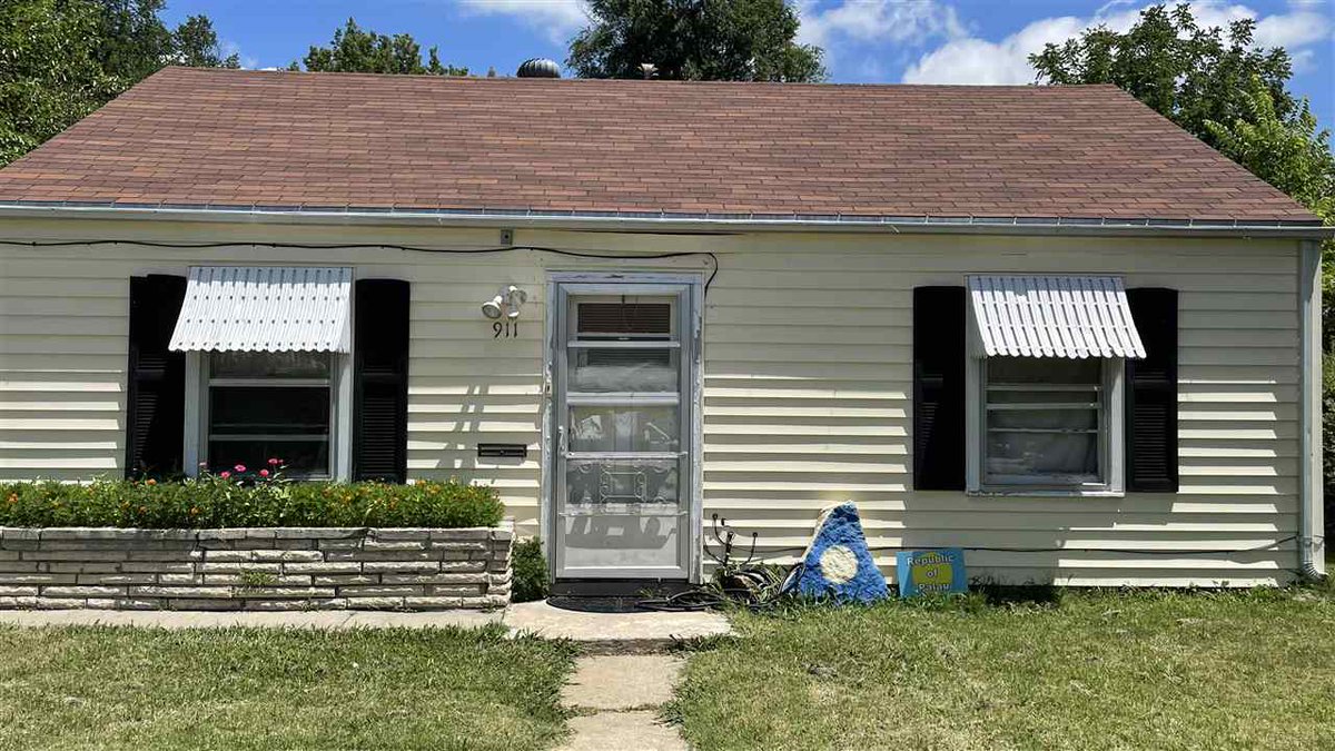 ButlerNate's tweet image. See a virtual tour of my newest #listing 911 Northwest Avenue #JunctionCity #KS  tour.corelistingmachine.com/home/A84WDU