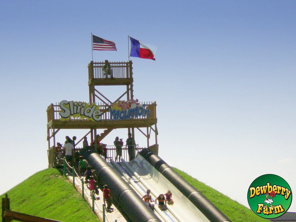 YPHoustonTX's tweet photo. 2022 Dewberry Farm Fall Festival

45 mins away from Houston 

Sept 24 – Nov 13

7705 FM 362, Brookshire, TX

🎃Pumpkins
🌽 Corn Maze
🚜 Wagon Rides
⛰ Slide Mountain
🚂 Train Ride
🎠 Carousel 
🎡 Ferris Wheel
🐷 Animals 
🍔Tasty Eats
🌻 Sunflower Field 
🍫 💨 Candy Cannon https://t.co/xb6rYBPJbK