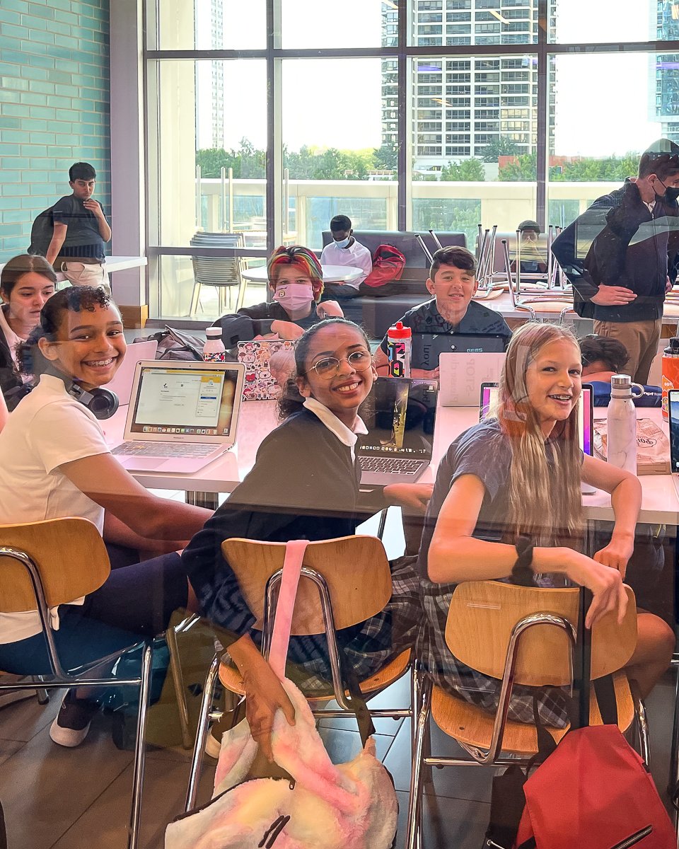 GWAcademyChi's tweet photo. First Day of School! #GWA #GWAChicago #ChicagoParent #ChicagoParentMagazine #IBEducation #IBPYP #IBMYP #IBDP https://t.co/4NPvmNXEX8