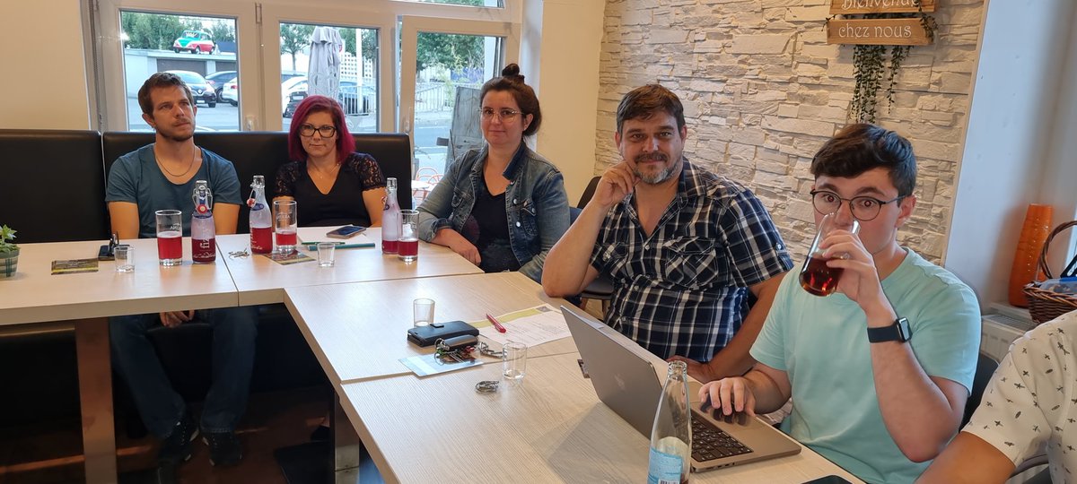 pvljura's tweet photo. Assemblée générale du @pvl_JU
du 01.09.2002. Prises de position des membres. Article complet sur FB

#cantondura #Porrentruy #Delémont
#LQJ @radiorfj #Ajoie #suisse #AVS21
#Ecologie #Economie #TransitionEnergetique @isfpo

https://t.co/UGEZc4pzCC https://t.co/ppVNxb0OXl