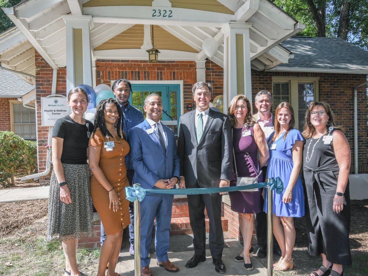 AtriumHealth's tweet photo. #AtriumHealth and @QueensUniv leadership celebrated the opening of the newly renovated, on-campus health and wellness center, operated by Atrium Health, in a ribbon-cutting ceremony. 

The multi-year agreement aims to expand care #ForAll students and enhance existing services. https://t.co/J6ePGxFlN5