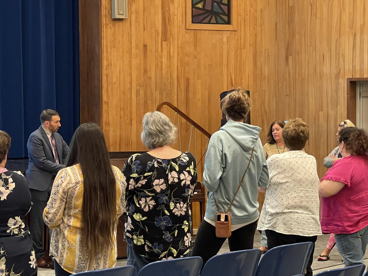 BlambleKD's tweet photo. Our full day training for our paraprofessionals concluded with impactful take away statements and positive hope for the school year. Thank you to our school psychologists and @SenecaCountyCS @JFantigrossi for facilitating today’s learning.  #SFCSDPROUD https://t.co/pfN6H7cJiA
