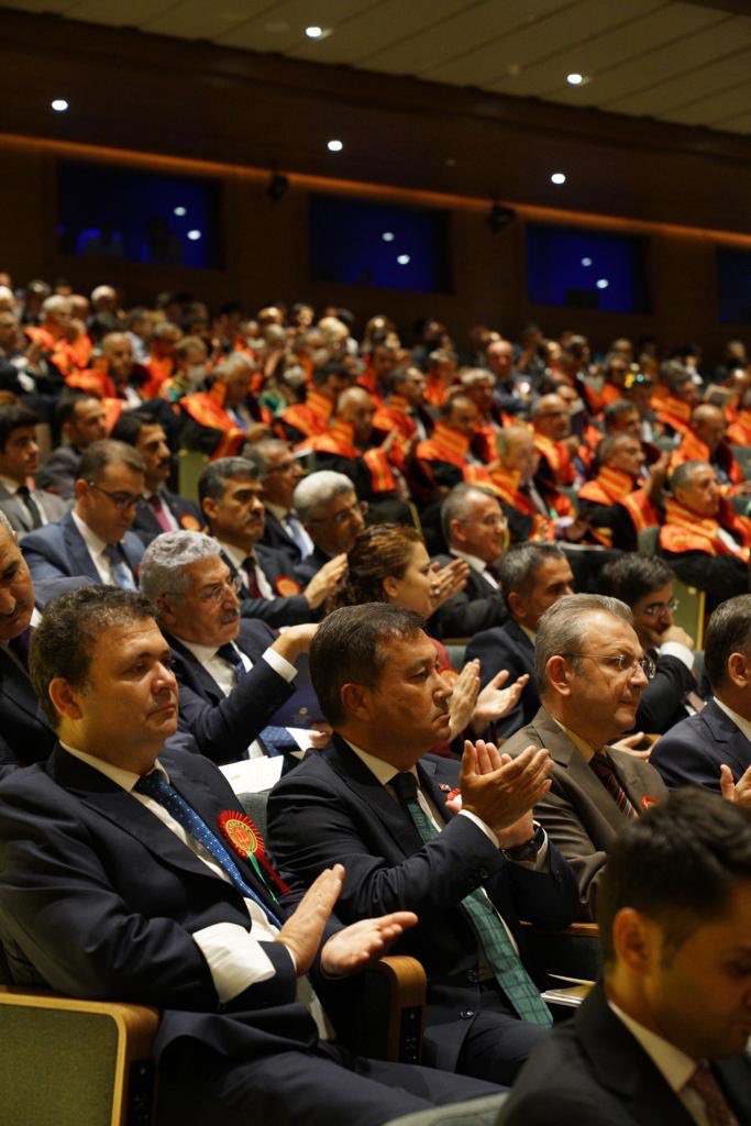 YavuzEnis's tweet photo. 2022-2023 yeni adli yılı ülkemize ve milletimize ve yargı çalışanlarımıza hayırlı olsun. Hızlı, adil ve millet vicdanını tatmin eden kararların çıktığı bir adli yıl temenni ediyorum. https://t.co/pbpVsZeOGW