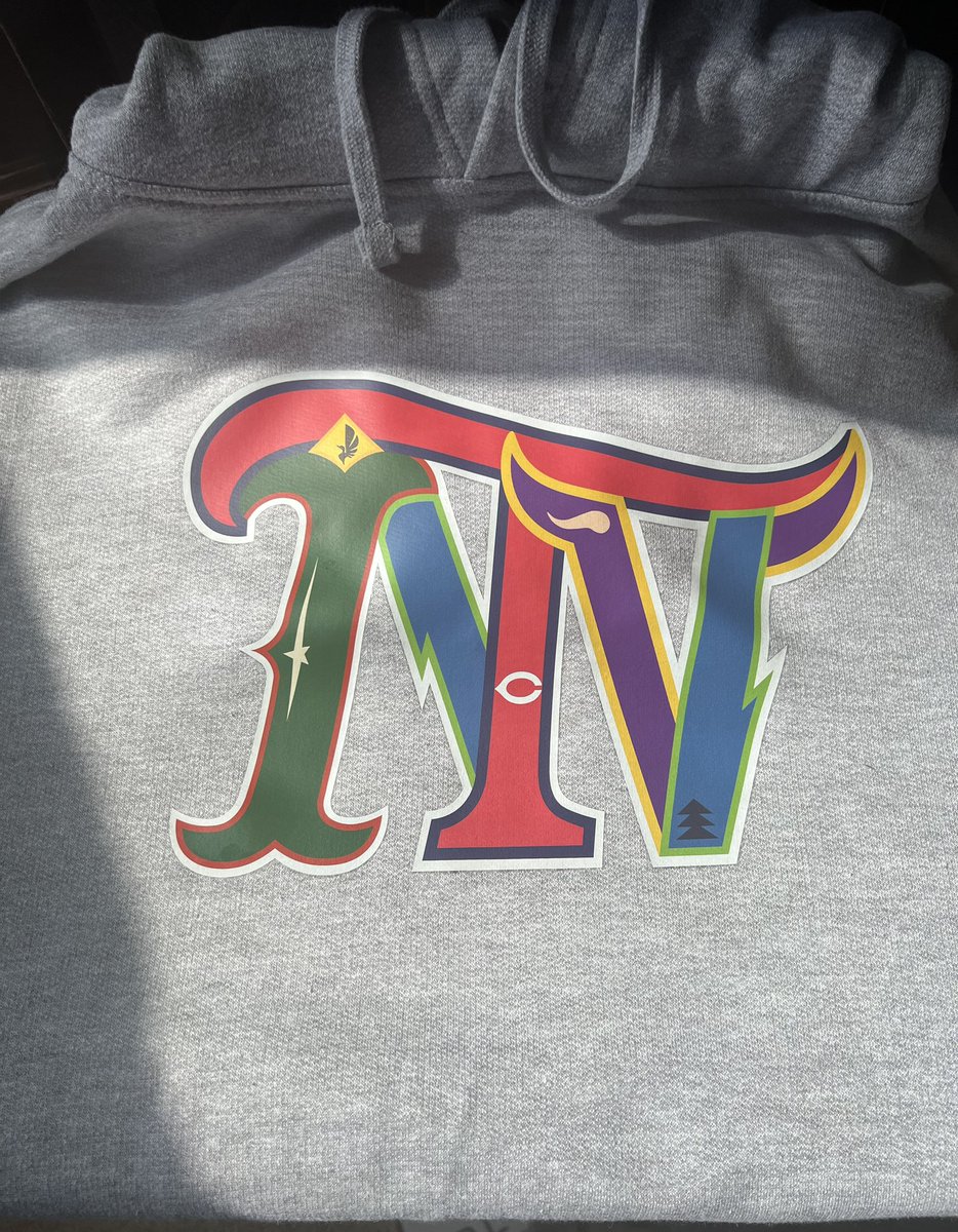 CarterSauceCo's tweet photo. 💧Hoodie Season Coming Soon💧

Where’s all my Minnesota sports fans? https://t.co/nhllcnQ24C