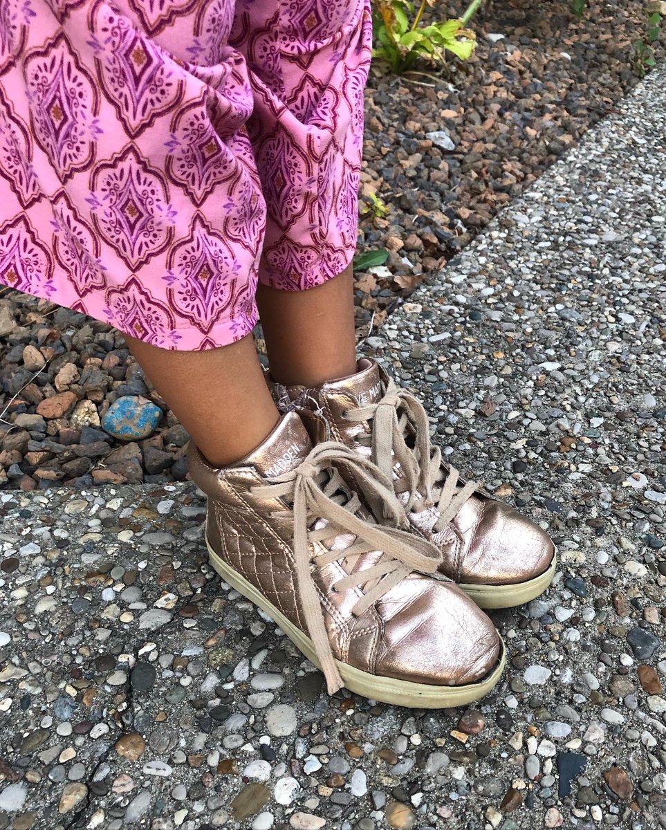 benjaminrwoods's tweet photo. Lilah wanted to wear Calla’s shoes to school today…so Lilah wore Calla’s shoes to school today. #TeamWoods #LilahEvangeline #praiseforcalla #hopeingrief https://t.co/h18BfsNv9C