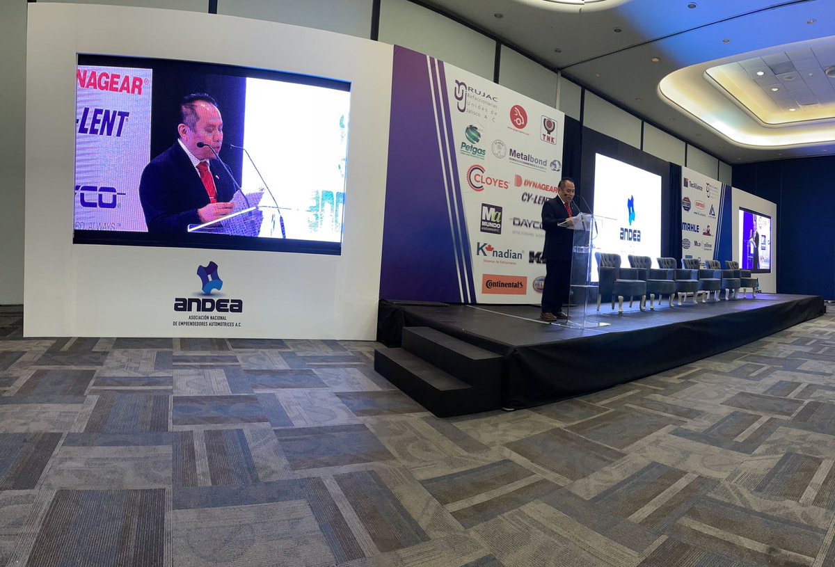 PabloAguirreO's tweet photo. Hoy, casa llena durante el desayuno/ponencia/networking VIP @EXPORUJAC 2022 organizado por la #ANDEA (Asoc. Nal. de Emprendedores Automotrices A. C.) y patrocinado por diversas marcas del sector automotriz.
#Rujac #RefaccionariasUnidasDeJaliscoAC #哈利斯科州汽车配件行业联盟 🇲🇽 https://t.co/Q2GQcYMlVk