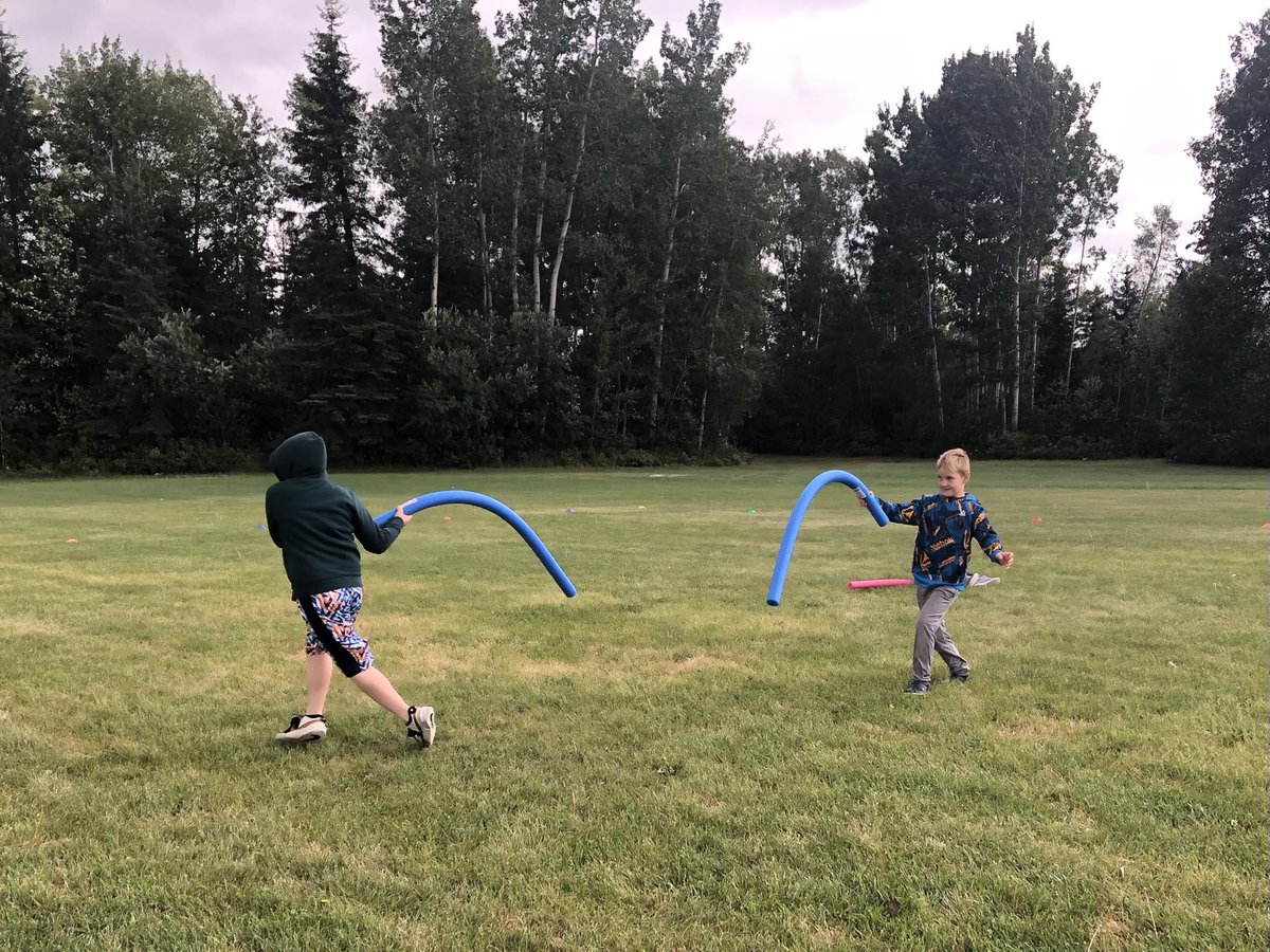 GermainGerarda's tweet photo. St. Gabriel PE students @FMCSD are all smiles from a day of Pool Noodle Tag. Thanks for the idea @Rusty1122 #STUDENTLEDCLASSROOM #TakeMeOutside @APPLESchools โฆ@EverActiveABโฉ #GuardiansOfFaith #MessengersOfGod https://t.co/YKbvSWVdGH