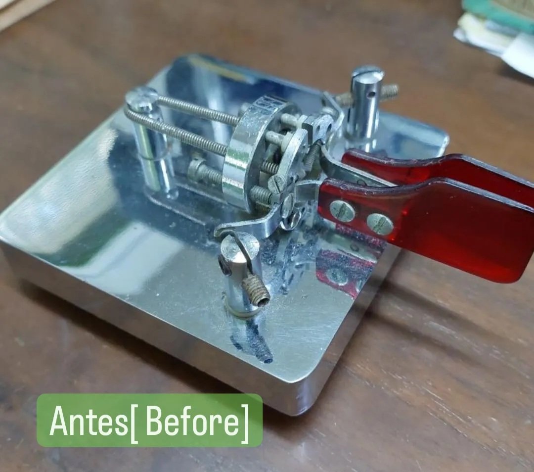 En este caso restauracion de llave telwgrafica Bencher #alberkeys 
#restauración 
#bencher #iambic 
#cwlomejorderadio
#hamradio #morse #telegrafia