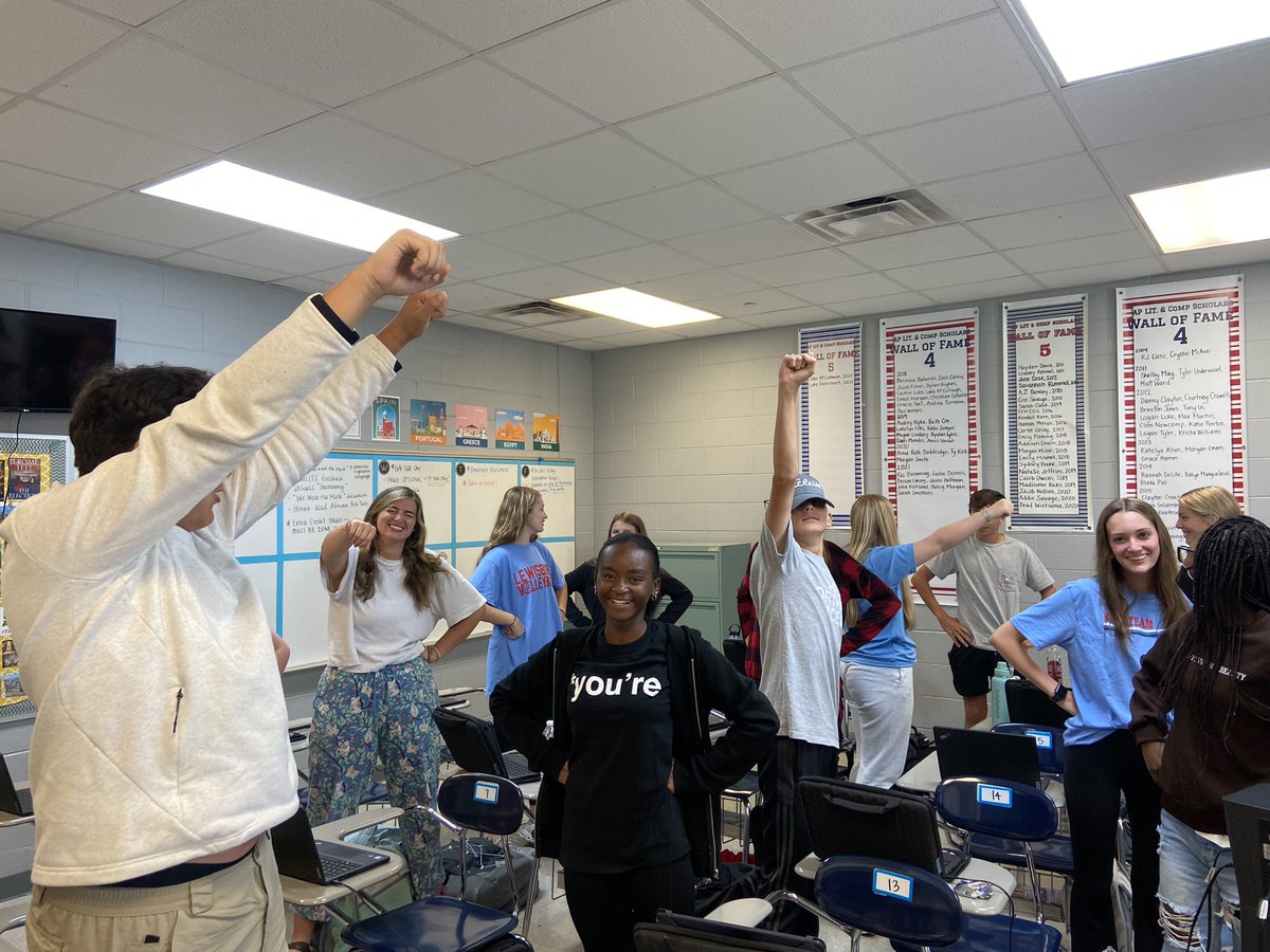 CherylonT's tweet photo. A student shared this study with her classmates and suggested we stand like superheroes before our benchmark assessment today. Whatever works!  @TweetDCS_LHS https://t.co/MU0ah1ZQRg… https://t.co/IWEnAMVTg1