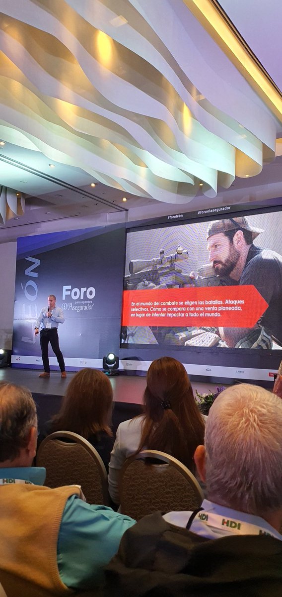 MVI_SYF's tweet photo. @DanielLeikin presente con una gran conferencia en #ForoElAsegurador estrategia para las ventas y la vida 

#MVImeAsegura @ElAsegurador https://t.co/hW7aPMkIqj