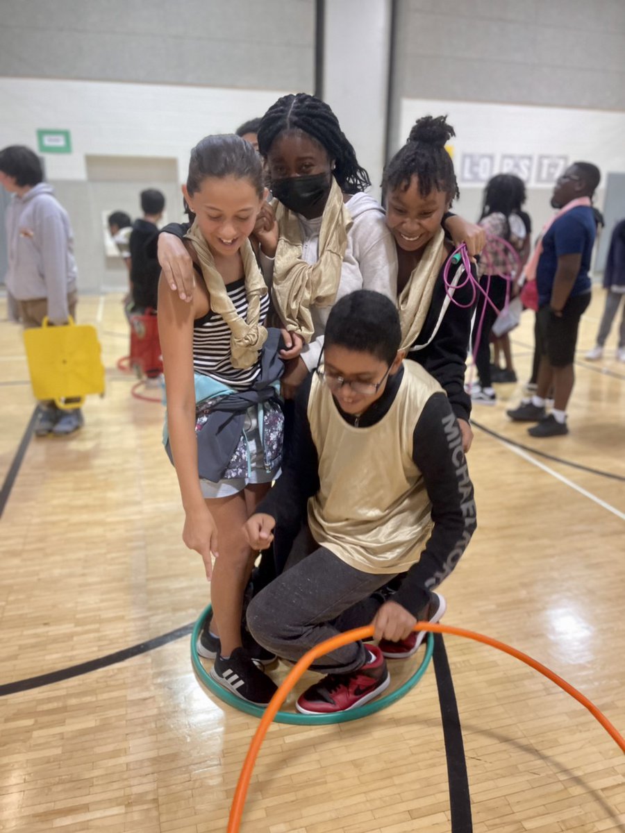 Walt Whitman MS tweet media