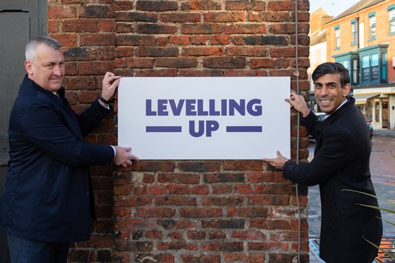 fuse_online's tweet photo. Blog: If #LevellingUp is here to stay, what does this mean for #inequality in the UK and are its goals likely to be reached?⚖️
Today's #fuseblog by Chloe Beck, Health & Social Care student @NorthumbriaUni, as part of our #studentseries👇
https://t.co/3NX2Q29mjT
@ForsterNatalie https://t.co/w1Zj9veVSY