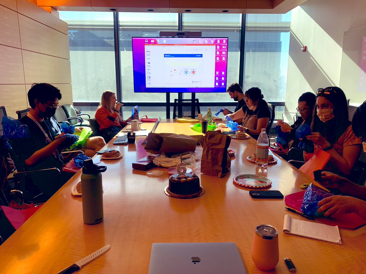We celebrated the David lab’s 6th bday today with the best present EVER- official promotion letter arrived in the mail!!

Thank you to anyone who was part of this amazing adventure-trainees, mentors, colleagues, collaborators, reviewers, editors, cheerleaders, friends &amp; family♥️