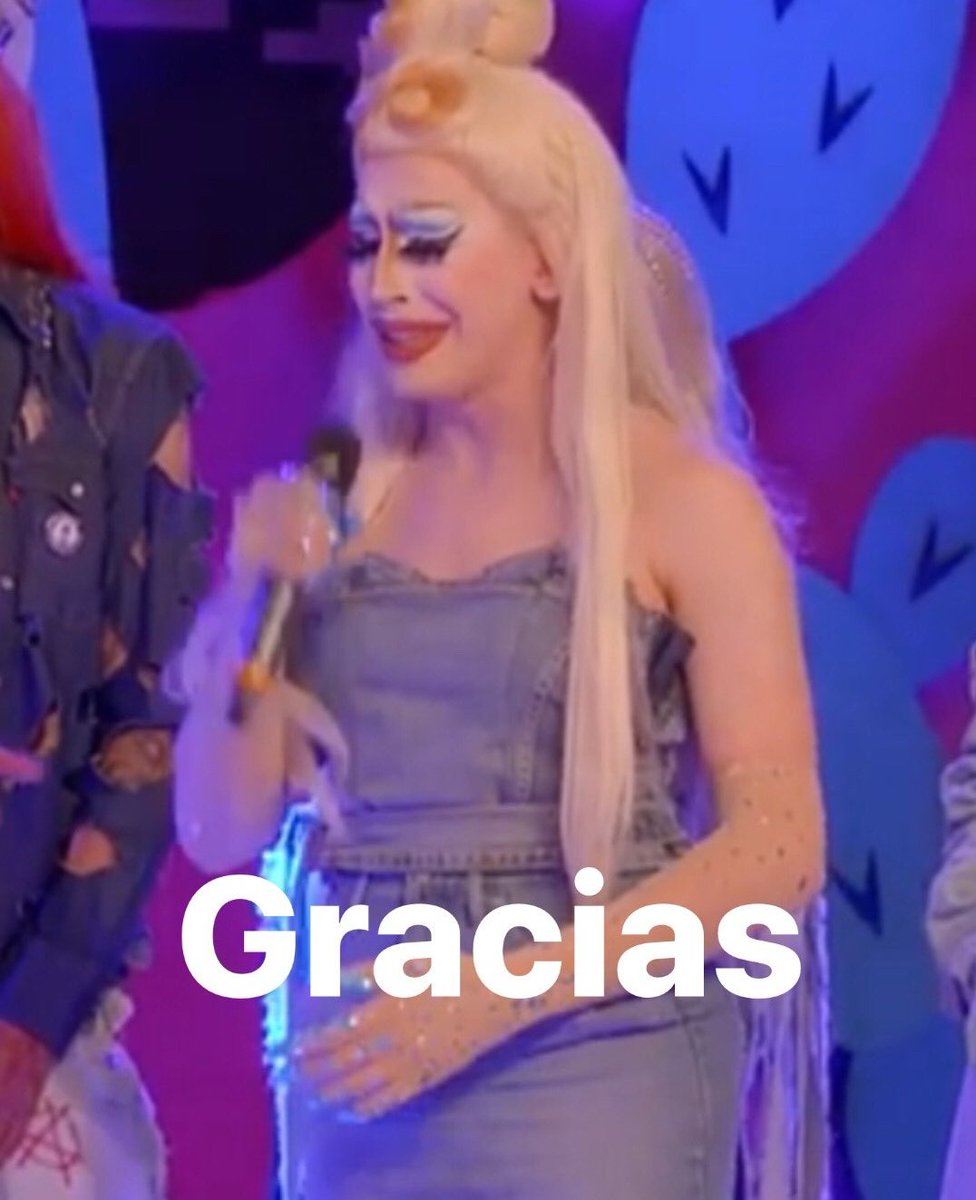 GVADALVPAE's tweet photo. Alabada sea @SoyMamaBree que lanzó #RegiasDelDragEspaña cuando los homosexuales de México estábamos a punto de volvernos heteros por la ausencia de contenido travesti.
#RegiasDelDrag #QSMB 🫶 https://t.co/1oLTyBD2EC