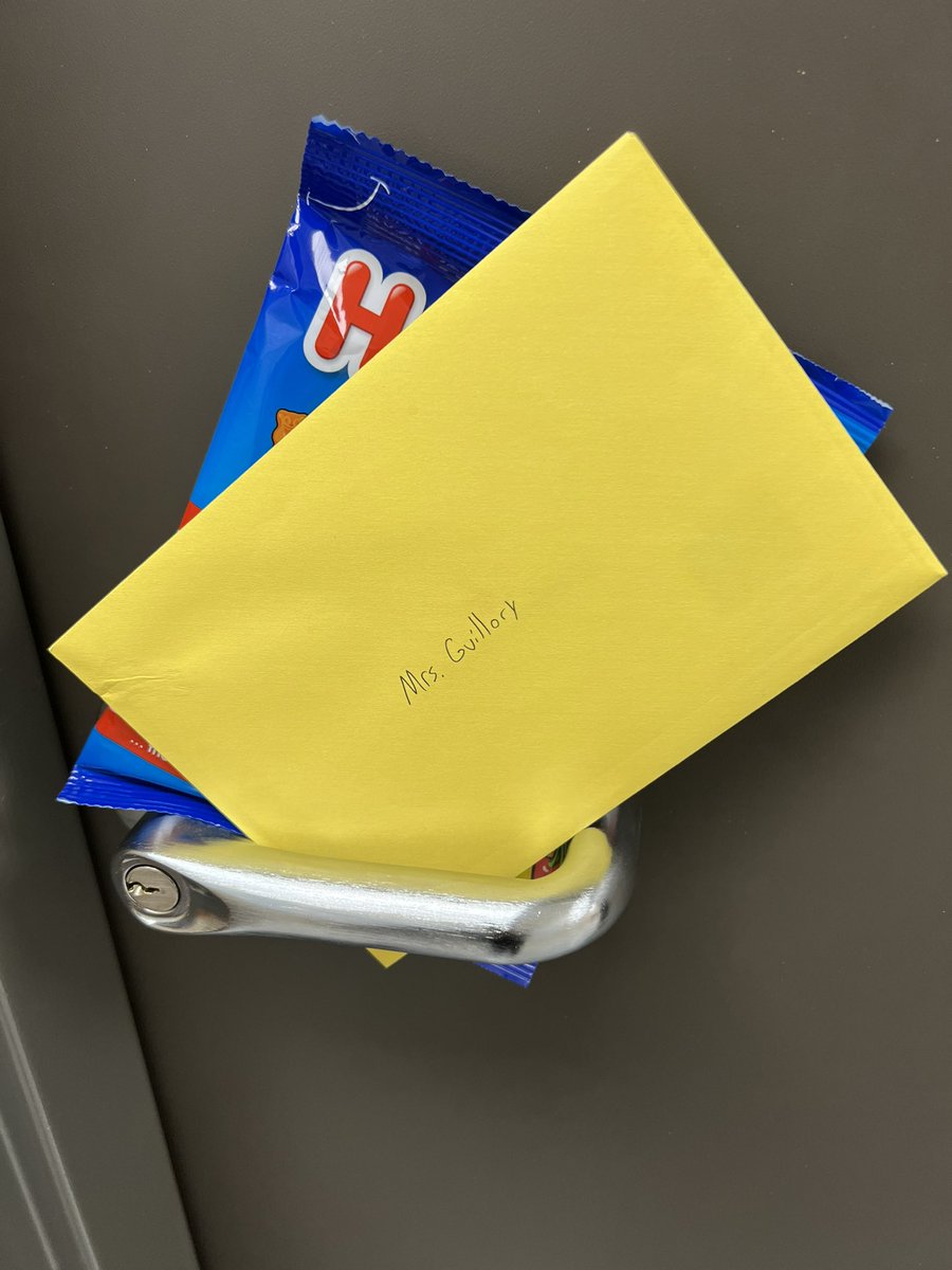 Le_Guillory's tweet photo. The heart will lead in ways that you don’t  think imaginable. THIS is work of the heart! @Ms_Clohessy These are the kindest words I’ve ever read as an educator! Better than gummies…and that’s tough to beat! I L🖤VE YOU and allllll the work you do! #OperateInYourGreatness https://t.co/9Bzn7LokNz