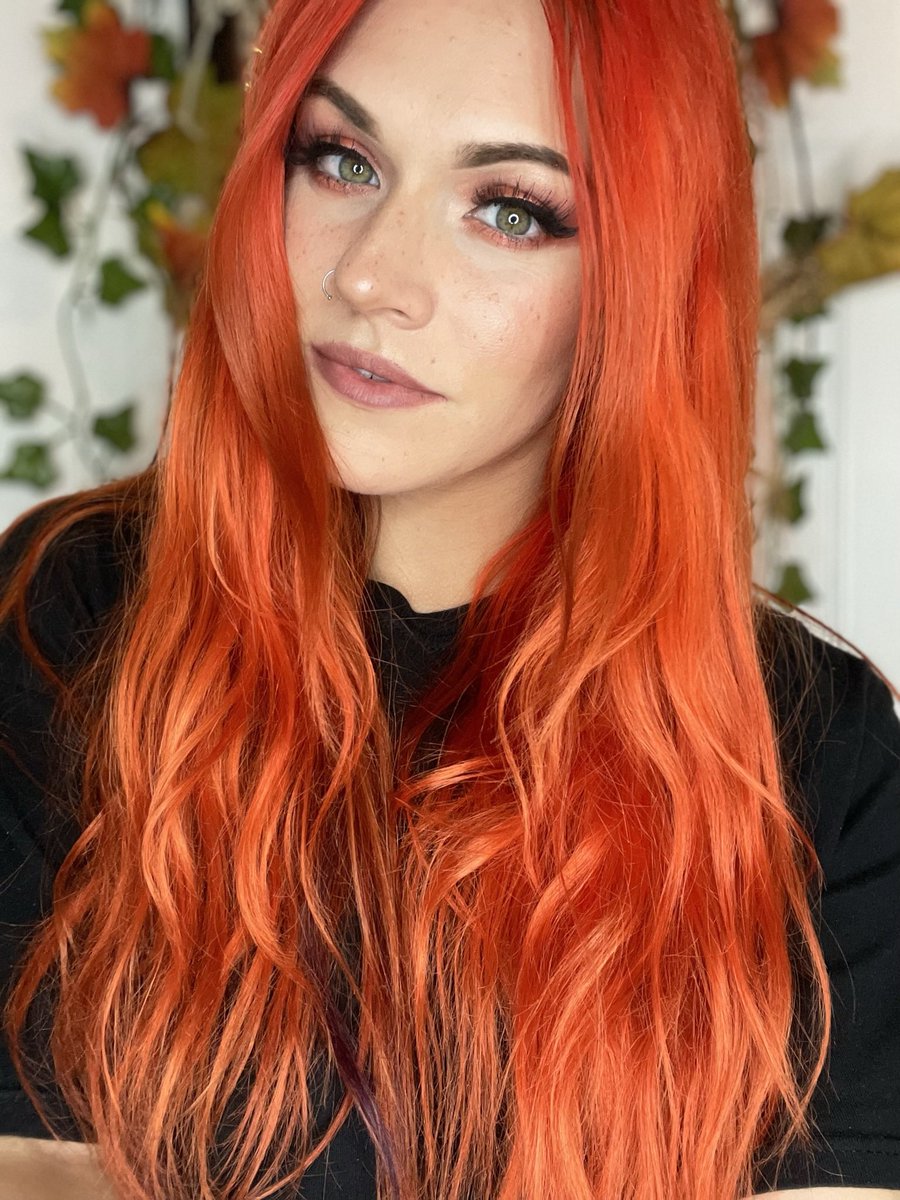 krissycalderon's tweet photo. Hello September ! closer to fall yay. #hair #makeup #style #hairrefresh #coloredhair #strawberryleopard
🎃❤️🍁 https://t.co/BdmlA9lpMH