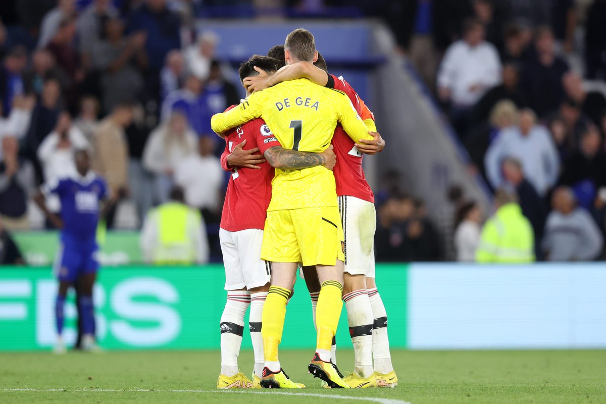 PorosHalangID's tweet image. Peluklah diriku dan jangan kau lepas.