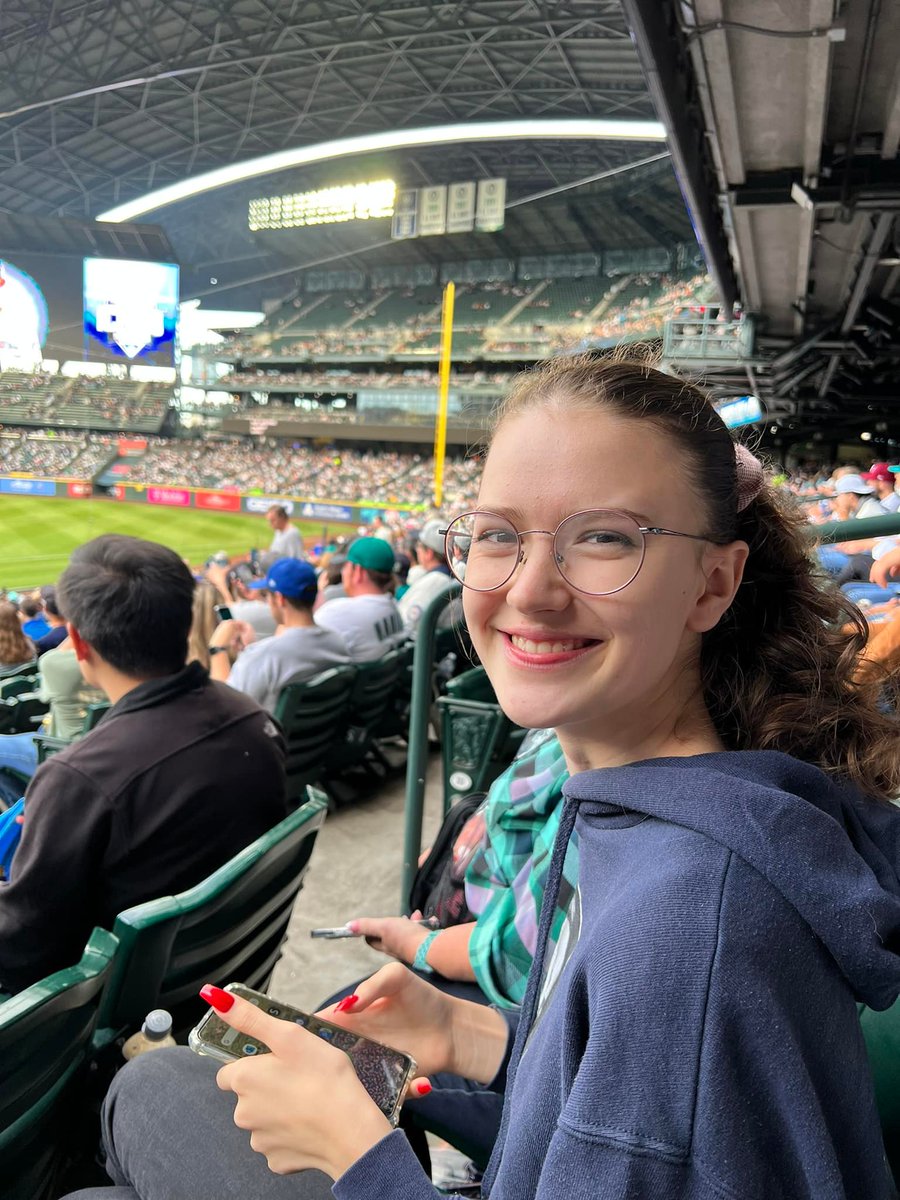 Fina from Germany and her #HostMom, Alena look like family in Seattle! We love to see it. 😍 If you're interested in learning more about hosting an exchange students head to ciee.org/host!
#CIEEHSUSA #WhyIHost #ExchangeMatters