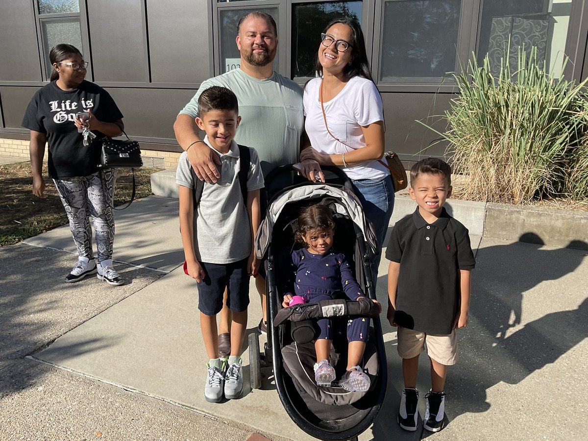 Commack Road ES tweet media