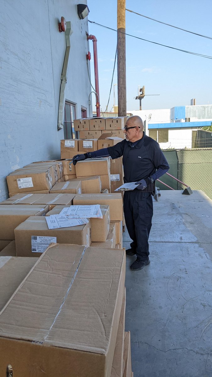 BCSD_Purchasing's tweet photo. Here's something you might not know - the Warehouse team delivers hundreds of cases of food each day (except Wednesdays) from Pinco to all of our school sites. "Students can't focus if their stomach hurts because they're hungry." - Diane Gillen https://t.co/8JzUfug6bY