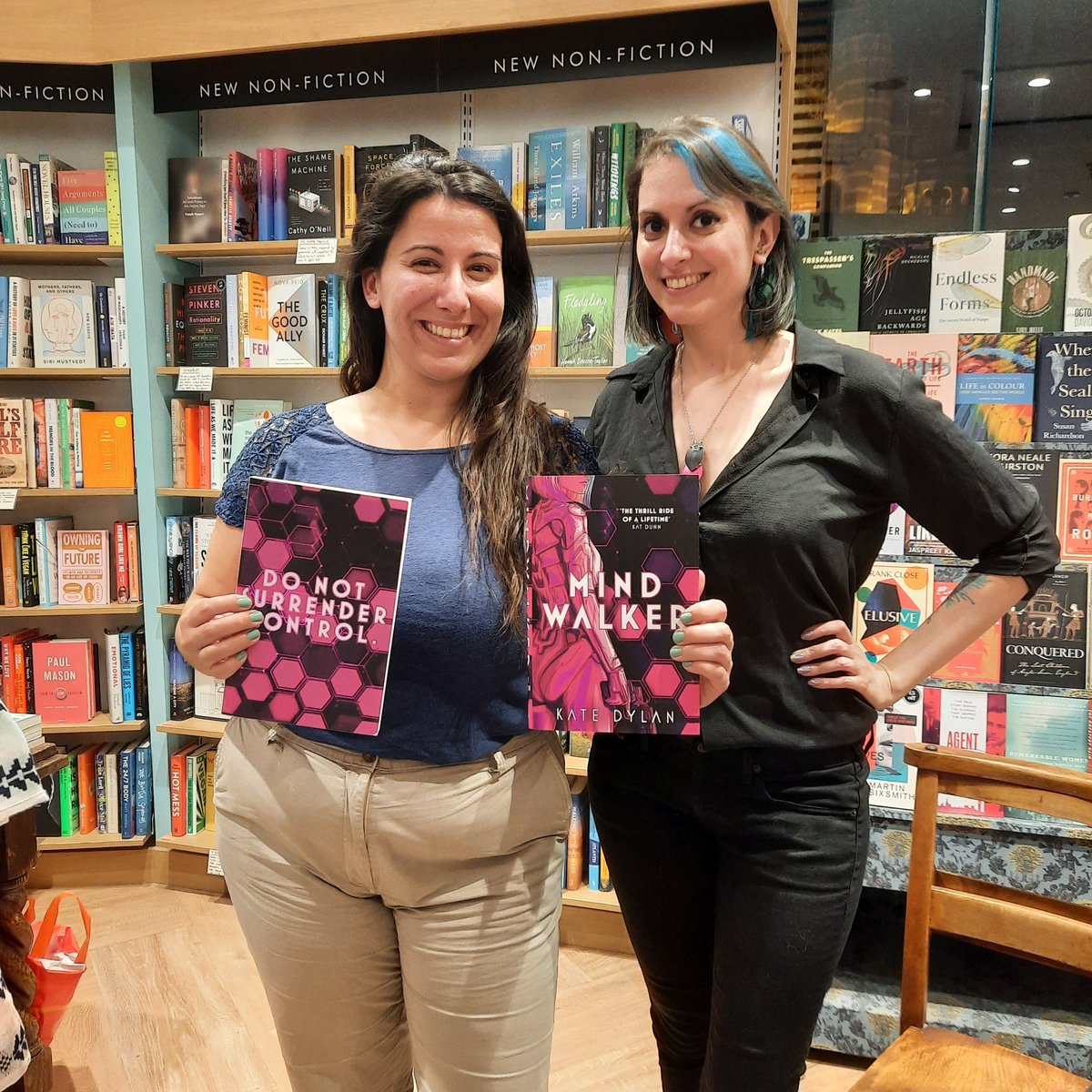filipab0oks's tweet photo. #MINDWALKER is out into the world TODAY 🥳🥳 I had the most amazing time celebrating it tonight @WaterstonesVic 
DO NOT SURRENDER CONTROL but to grab yourself a copy of this absolutely stunning new release ✨️ 
Congrats once again @TheKateDylan https://t.co/8YavUV3UGC