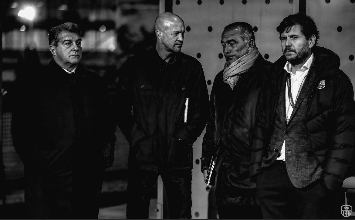 johanbarca142's tweet photo. سوق تاريخي في اصعب الظروف 🖤 https://t.co/kmrbxXeBzt