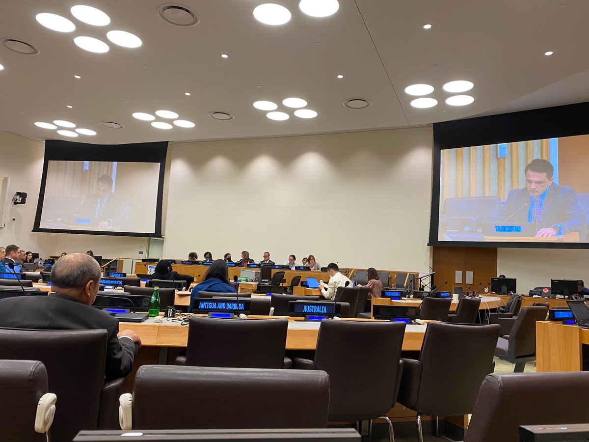 TajikistanPRUN's tweet photo. Delighted 2 attend #UNDP #UNFPA #ExecBoard mtgs today &amp; witness #CPD ⁦@UNDPTJK⁩ &amp; #CPD ⁦@UNFPATajikistan⁩  for 2023-26 supported by #Tajikistan&amp; approved by the Board. We 👀 forward 4 their successful impl-n. Congrats ⁦@LenniMontiel⁩ ⁦@NargisRakhimova⁩ https://t.co/10kuOaOPhb