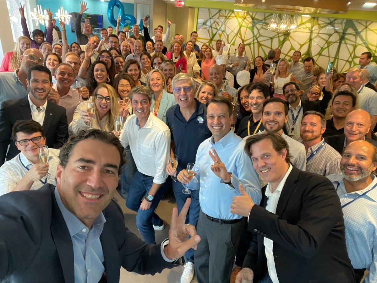 cmuruzabal's tweet image. Great to celebrate SAP’s 50th anniversary with the Miami office team! @SAP may look a little different than its German beginnings but we’re still helping the world run better 50 years later and we’ll continue to do that for the next 50 too! #sap #sap50 #proudtobesap #lifeatsap