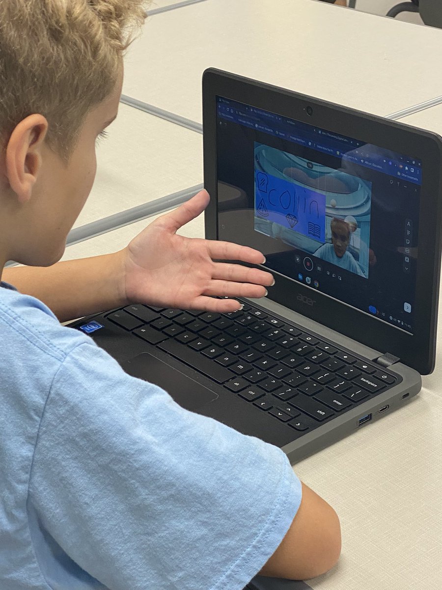 FochtMrs's tweet photo. Loved doing this activity with my 2nd-5th graders to help me learn their names, how to pronounce them, and 3 things they want me to know about themselves!  #namesmatter #buildrelationships #makeconnections @PISDHallElem #prosperproud #hallmeansall https://t.co/fWuMGKqew8