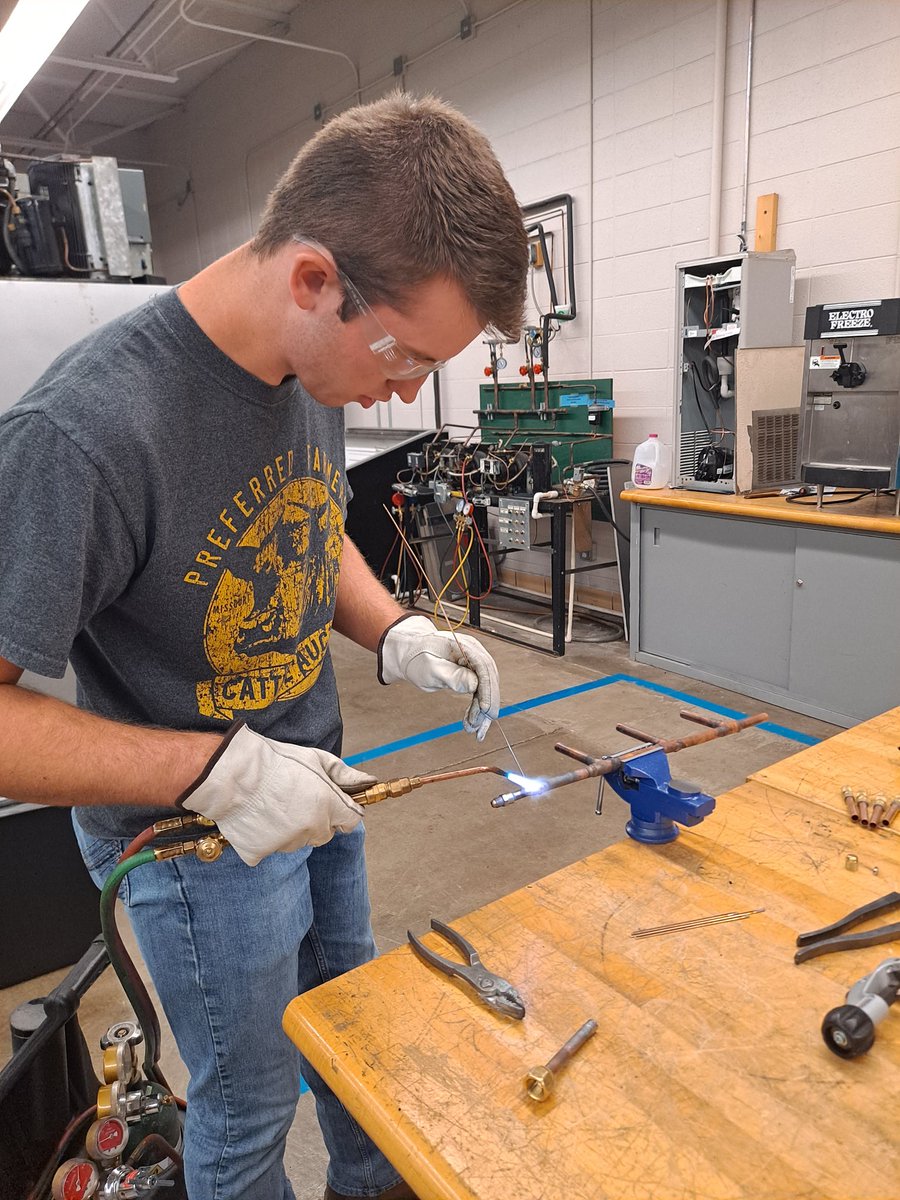 sneakinabook's tweet photo. Who wouldn't love a class where you get to melt stuff with a torch and eat ice cream in the same day? So awesome hanging out with @OTCedu HRA students and faculty today. https://t.co/mphoU4fwL6