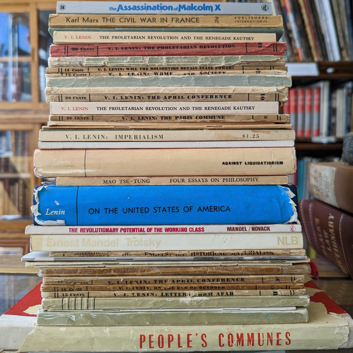 Ken Sanders Books tweet media