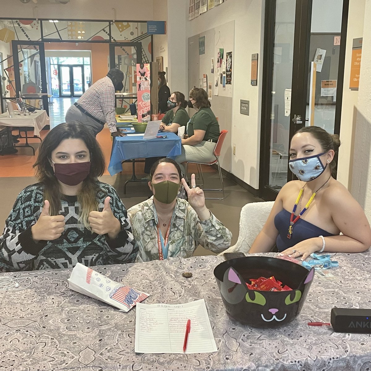 CleInstituteArt's tweet photo. Yesterday we had our Fall Student Involvement Fair! ✨

This event is the best way to meet a bunch of new people at CIA, learn about all the possible ways to get involved and join student organizations you are interested in! 🧡

#CIAStudentLife #StudentInvolvementFair https://t.co/cncaOFBAiS