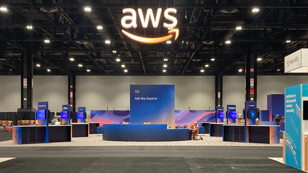 primeees's tweet photo. Amazon’s AWS Summit Chicago took over McCormick Place South last week as thousands attended the free event. With keynotes, an expo, and plenty of experts to learn from, AWS helped attendees learn how to jump-start or grow their business. 
@awscloud @McCormick_Place 
#chicagoevent https://t.co/1BE4Eu0UYp