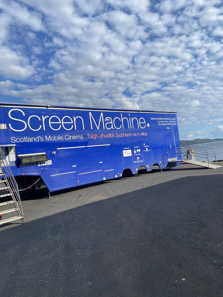KatysummersOT's tweet photo. Island life …. Night at the mobile cinema to watch Maverick Top Gun @TomCruise #Maverick ❤️
#Scotland #Screenmachine https://t.co/5QMdfxZYzG