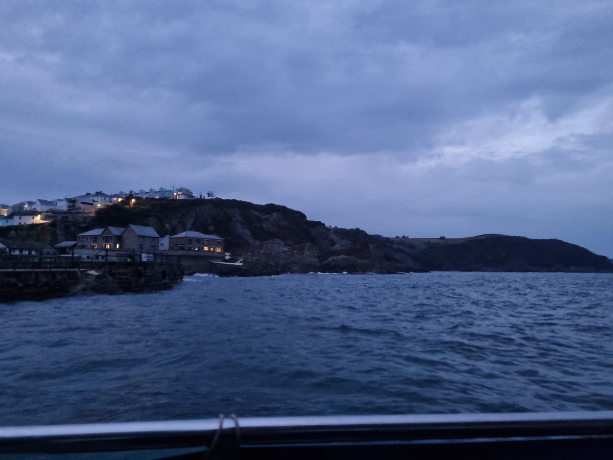 Had an amazing evening tonight to start the new term with Guides and Rangers. Who knew I would get to steer a boat tonight. What opportunities we have with Guiding. <a href="/guidingcornwall/">Girlguiding Cornwall</a> <a href="/GGuidingPolkyth/">GirlGuiding Polkyth</a> <a href="/ggswechiefteam/">Girlguiding SWE Chief Commissioner Team</a>