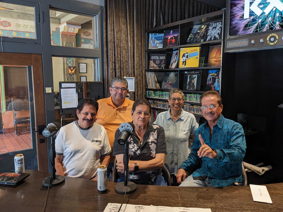 KXCIofficial's tweet photo. Tune in to The Home Stretch at 5:05pm to hear KXCI Executive Director Elva De La Torre's interview with the legendary Mexican group from Agua Prieta, Sonora, Los Apson. Los Apson perform tonight for #hocofest at #clubcongress...#losapson #rocknroll #aguaprieta #kxci #kxcitucson https://t.co/OoADLe4M3Q