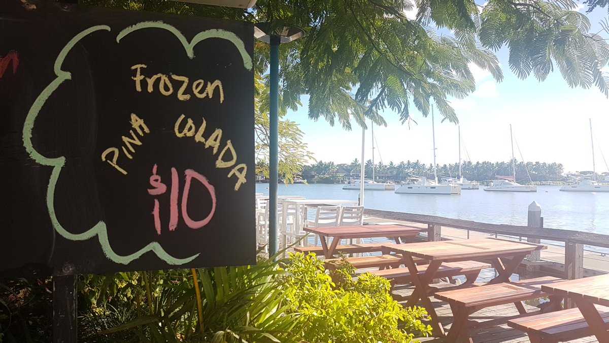 EXPLOREFiji's tweet photo. Yadra Friday! 

#explorefiji #explorefijionline #fiji 
#paradise #pinacolada #places 
#bula #yadra #holiday #lifestyle
#September2022 https://t.co/PIb5JllqSH