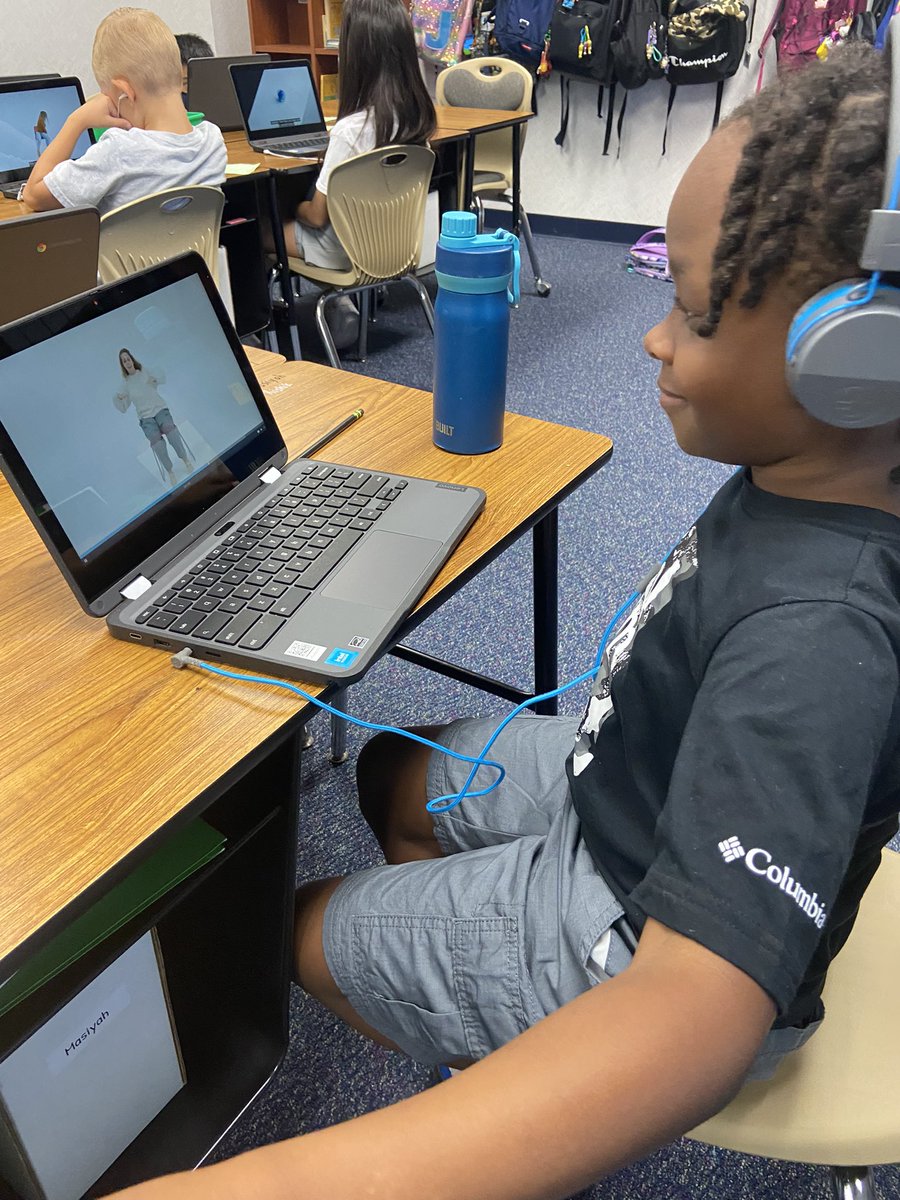 Mrs. Voigt’s 3rd Grade Class tweet media