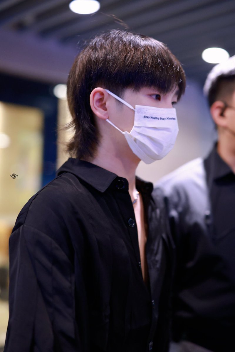 zznpics's tweet photo. 220830 Going To Work 
© OurSecret·周震南
 
#周震南 #VinZhou #ZhouZhennan https://t.co/7ziWWIeHxZ