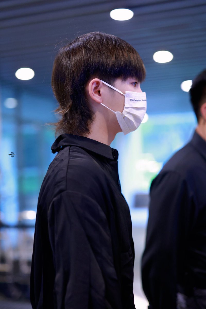 zznpics's tweet photo. 220830 Going To Work 
© OurSecret·周震南
 
#周震南 #VinZhou #ZhouZhennan https://t.co/7ziWWIeHxZ