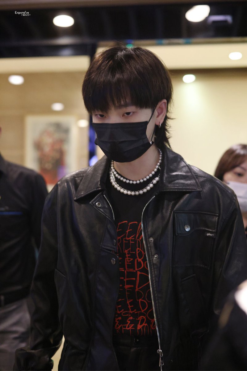 zznpics's tweet photo. 220831 Going To Work 
© Expensive-独家记忆Vv
 
#周震南 #VinZhou #ZhouZhennan https://t.co/drtn6zP0Rn