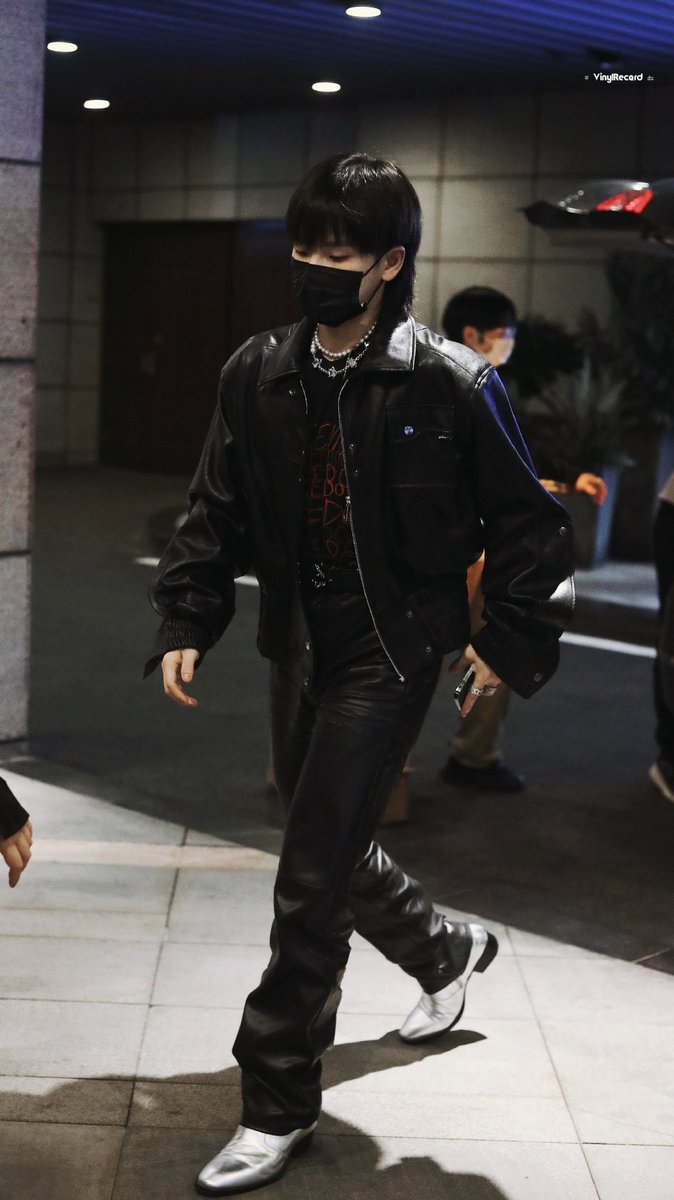 zznpics's tweet photo. 220831 © VinylRecord·周震南
 
#周震南 #VinZhou #ZhouZhennan https://t.co/qmqRC6GqXR