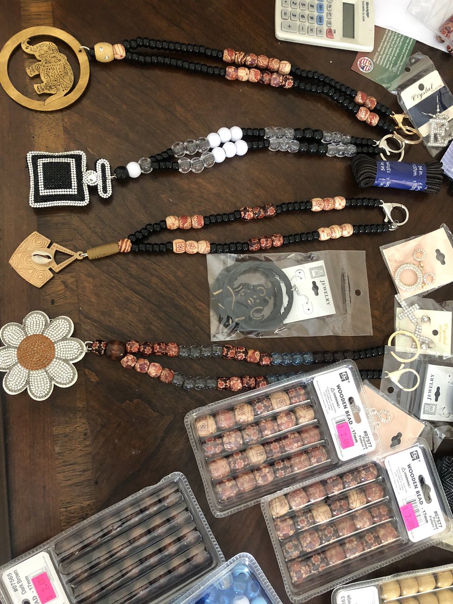 dortuggmailcom's tweet photo. #LIHDOJEWELRY: Long weekend coming 🆙, any plans sweetheart, sweet potatoes???. Aka stepping majestically, on the surface of the earth 🌍!!!. Ghana 🇬🇭 Liberians/ info into the western world, with scrabble of innovation, that comes alone/creativity. #Papaadjiso is with #adjiso!!!. https://t.co/38655Cj5Ww