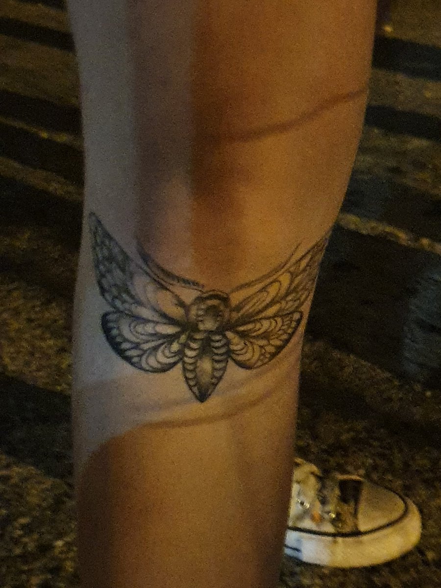 BanjoYoco's tweet image. Btw I'm drunk so I almost forgot but my friend never heard of Cicada3301 and got this tattoo. Snitches be everywhere