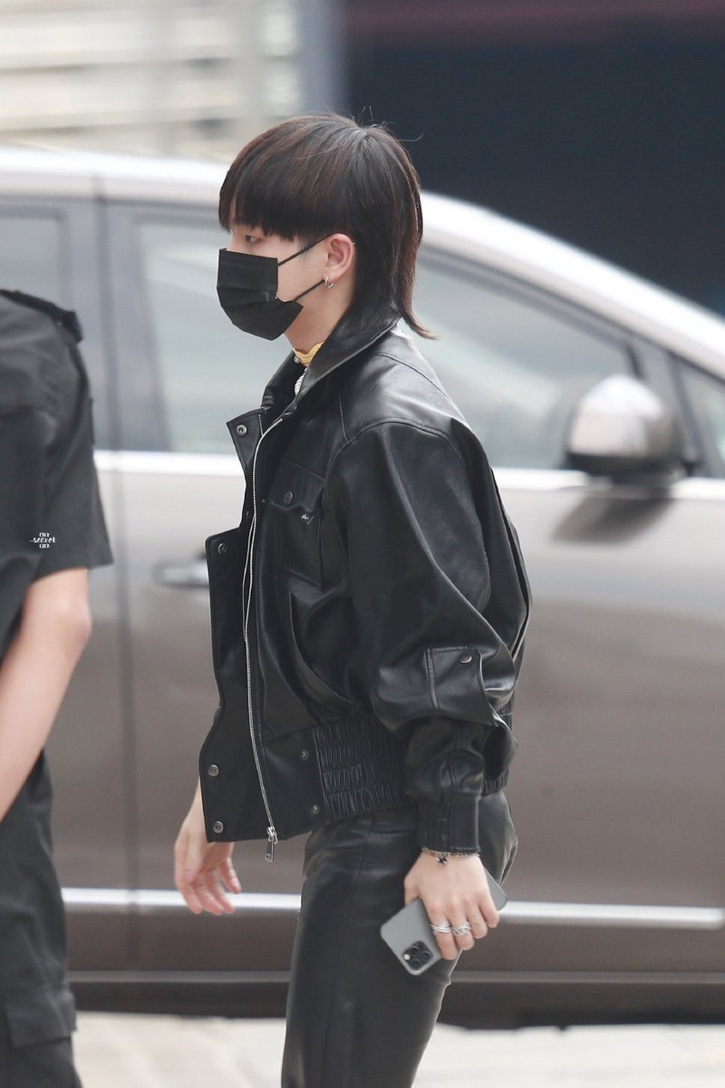zznpics's tweet photo. 220901 Going To Work 
© OurSecret·周震南
 
#周震南 #VinZhou #ZhouZhennan https://t.co/S5t2VKcy6l
