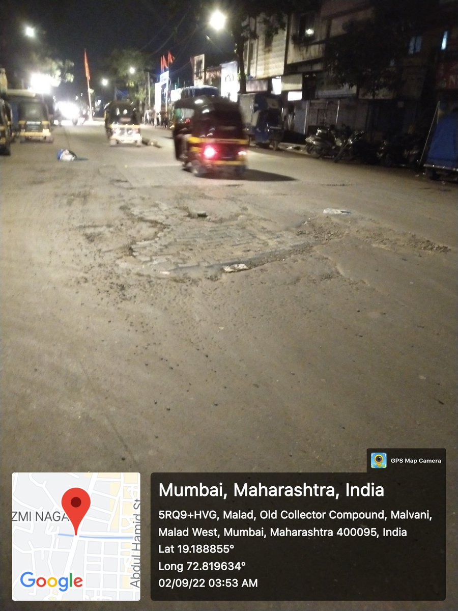 jabbarsmns's tweet photo. सदर ठिकाण्यावरील प्रमुख रस्ता हे त्वरित दुरुस्त करण्यात यावे.मा नगरसेविका क���मारजहाँ सिद्दीकी यांच्या कार्यालय समोर हा धोकादायक खड्डा असून अपघात होण्याची शक्यता आहे.

#म #मराठी #मनपा 

@Nayan7217_ @fighterhemant @MalavadeSushant @mnsreport9 @mnsadhikrut @mybmcWardPN @mybmcRoads https://t.co/qvMZTYq5hI