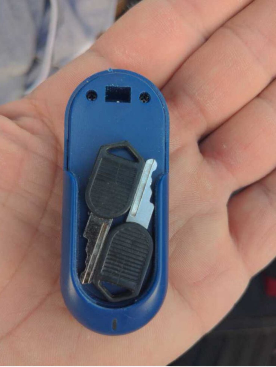 MsBlackSatin's tweet photo. Well let's see how this is gonna work?

🔐QIUI KEY POD - DIGITAL #CHASTITY KEYHOLDING🔐
@BdsmOxy #oxyshop #mistress #femdom #chastitysub #chastityslave #chastitykey #chastitykeyholder #chastitylock #chastitylifestyle #remotechastity #remotecontrolchastity 
https://t.co/AzzrxovYQU https://t.co/pILspvsJiI