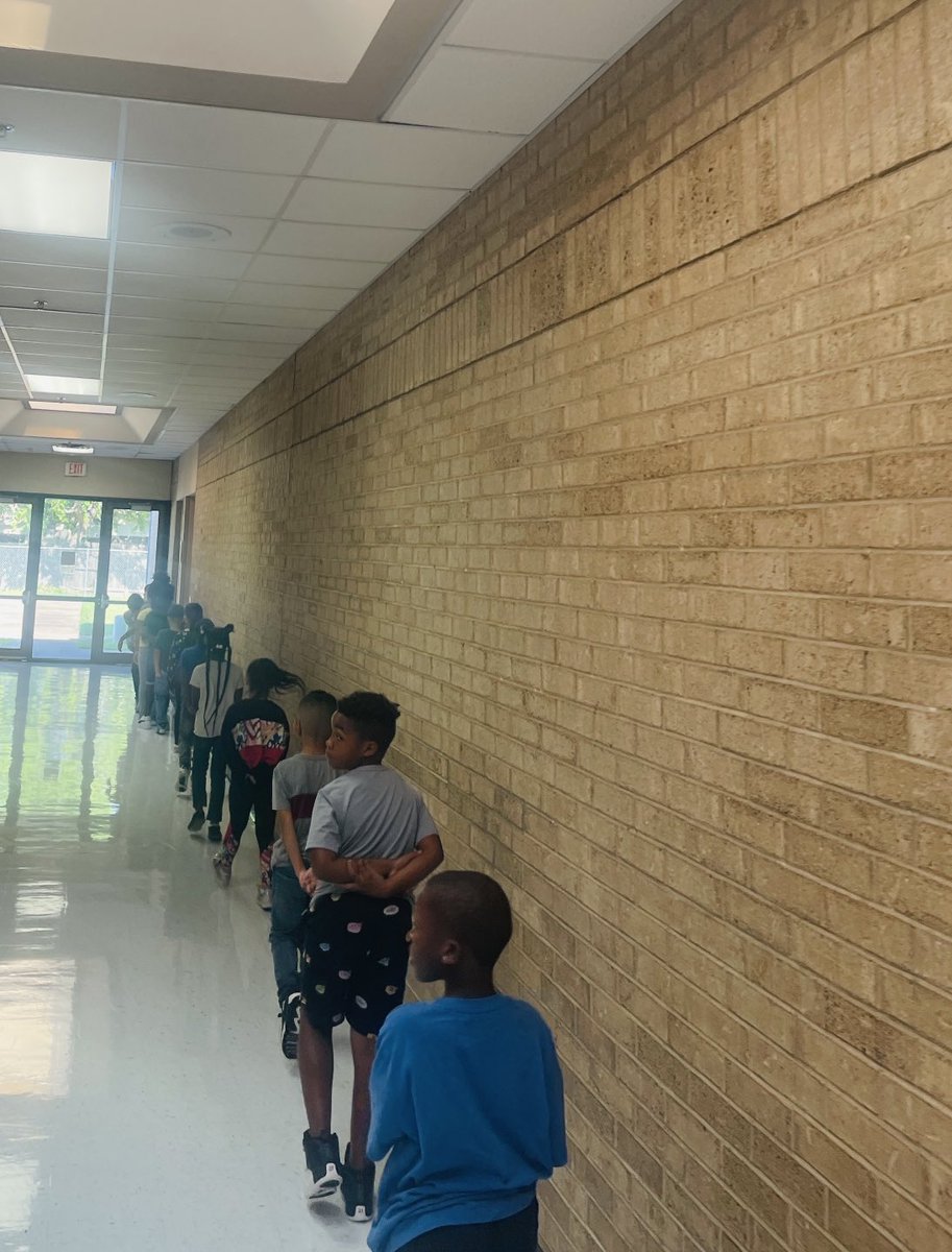 RGE_Rangers's tweet photo. Love seeing the “Ranger Way” of walking in the hallway🫶👏going to lunch, walking to and from  recess🎯🏆. #rangerlove #Fantastic4th #kindkinder #superb2nd ⁦@unicornteach79⁩ ⁦@BriaDavis2017⁩ ⁦@Teachersherryj⁩ ⁦@FortBendISD⁩ ⁦@PBISRewards⁩ https://t.co/dXLwjP7S1H