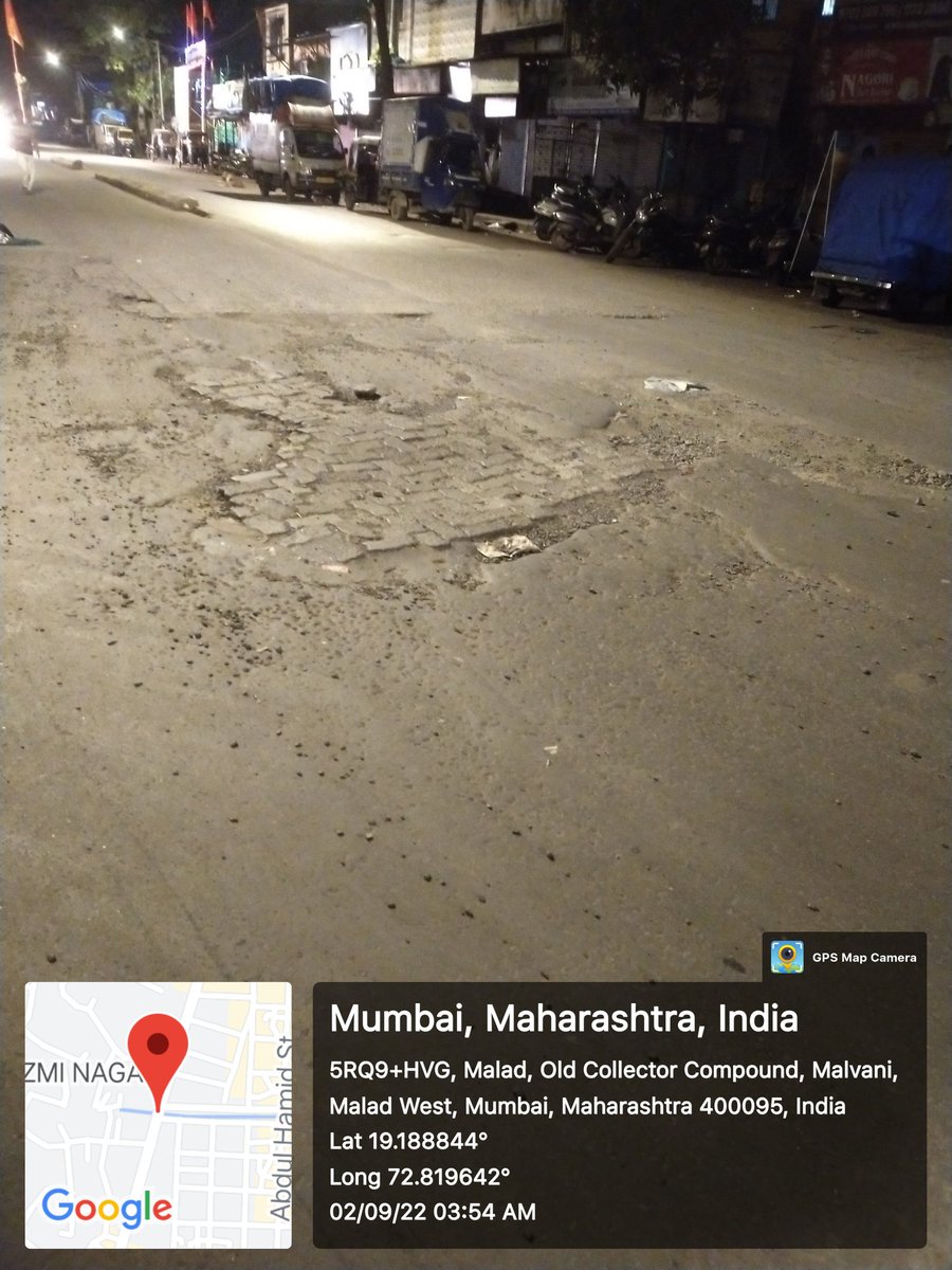jabbarsmns's tweet photo. सदर ठिकाण्यावरील प्रमुख रस्ता हे त्वरित दुरुस्त करण्यात यावे.मा नगरसेविका क���मारजहाँ सिद्दीकी यांच्या कार्यालय समोर हा धोकादायक खड्डा असून अपघात होण्याची शक्यता आहे.

#म #मराठी #मनपा 

@Nayan7217_ @fighterhemant @MalavadeSushant @mnsreport9 @mnsadhikrut @mybmcWardPN @mybmcRoads https://t.co/qvMZTYq5hI