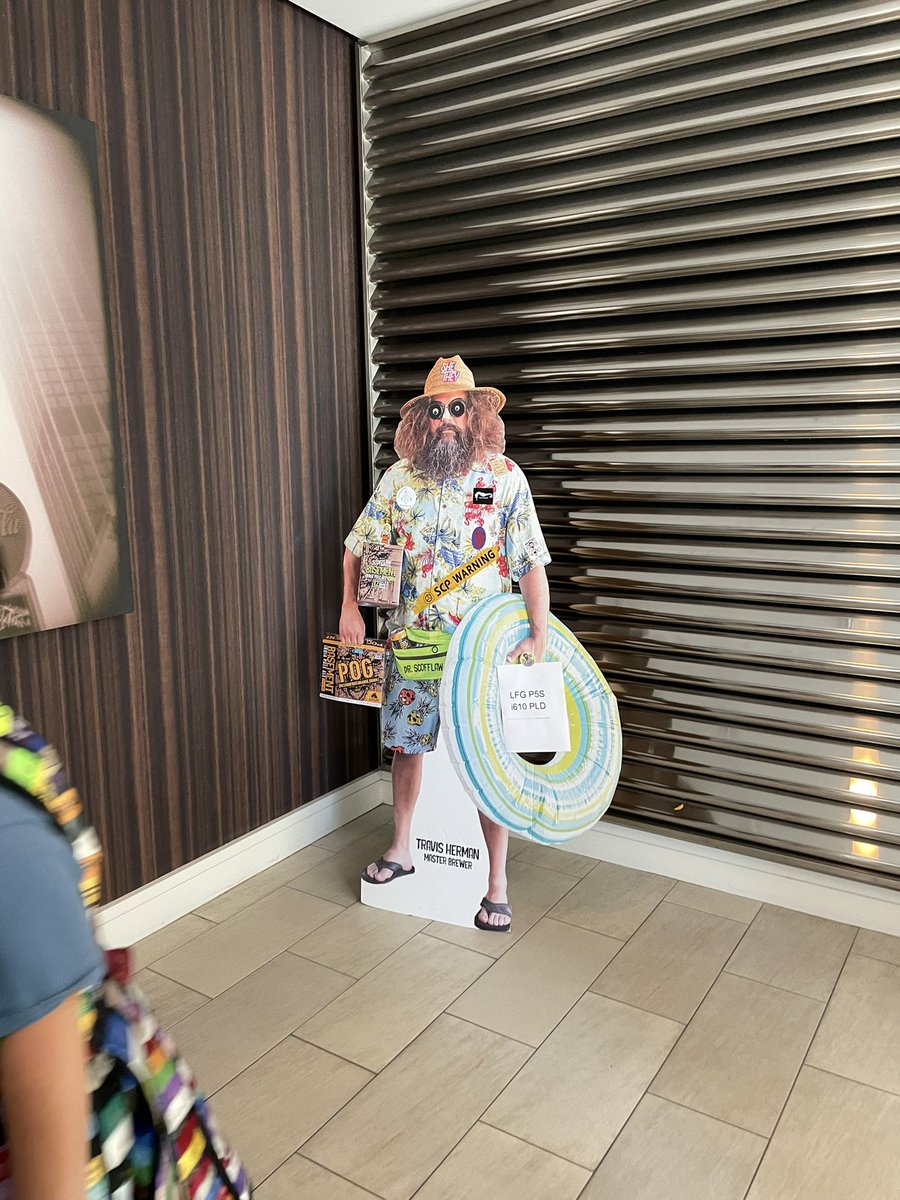 pup_games's tweet image. So it begins.
#DragonCon #Dragoncon2022 #cultofjon #cultofjonfedex